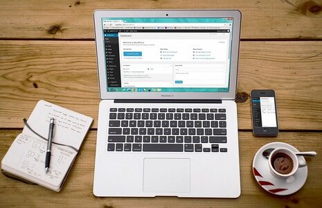 Corso WordPress base ed avanzato. Online + Consulenza + Gruppo Premium cover