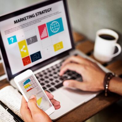 Corso Gratuito - AxL - over 30 - Web Marketing: come promuovere e Vendere sul web cover