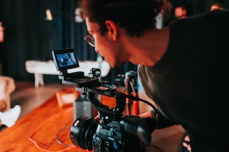 Videomaking & Broadcasting | Corso ifts Gratuito a Gallarate + Stage Garantito Vicino a Milano cover