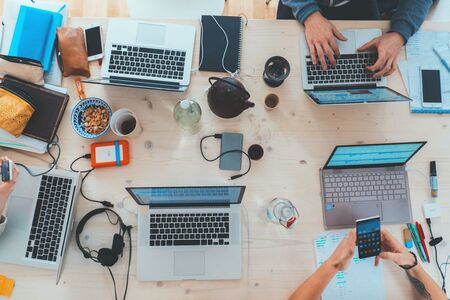 Corso gratuito con stage in azienda IFTS IT Specialist dicembre 2022 cover