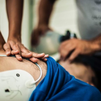 Bls-d - Rianimazione Cardiopolmonare e Abilitazione All’uso del Defibrillatore cover